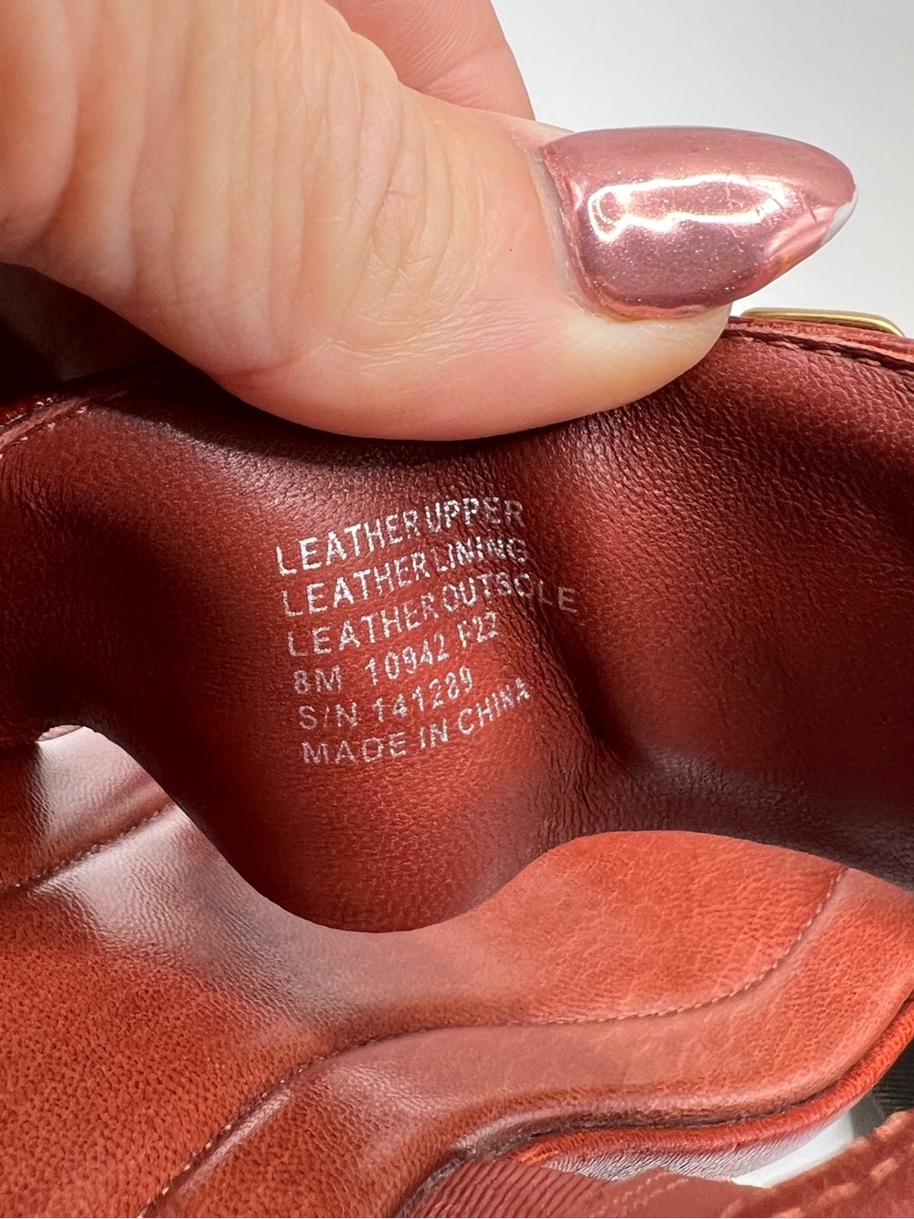 Tory Burch Rust Brown Leather Slingback Sandals with Gold Logo Accent - Picture 14 of 15